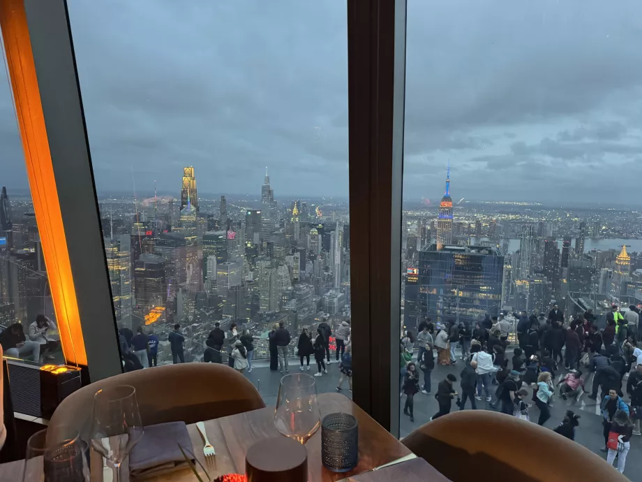 Utsikt från Peak Restaurant