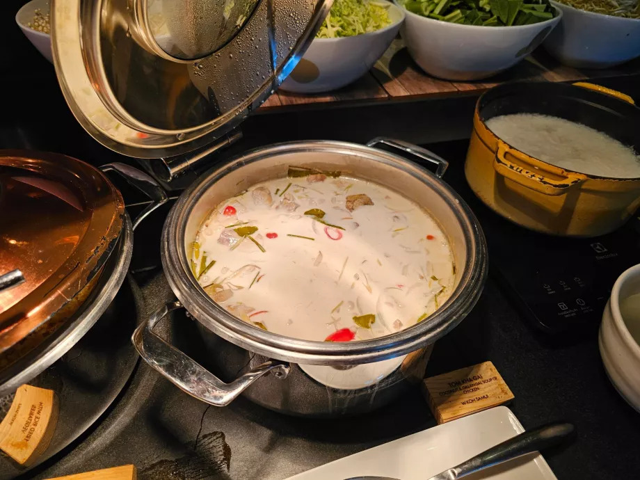 Tom Kha Gai-soppa - frukost