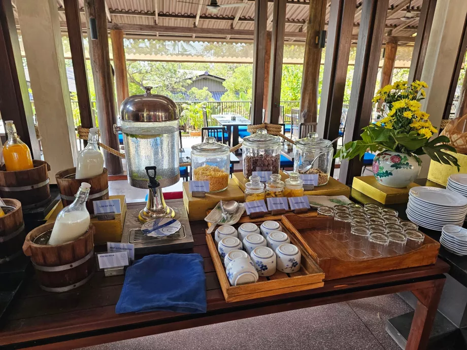 Frukost - müsli och granola