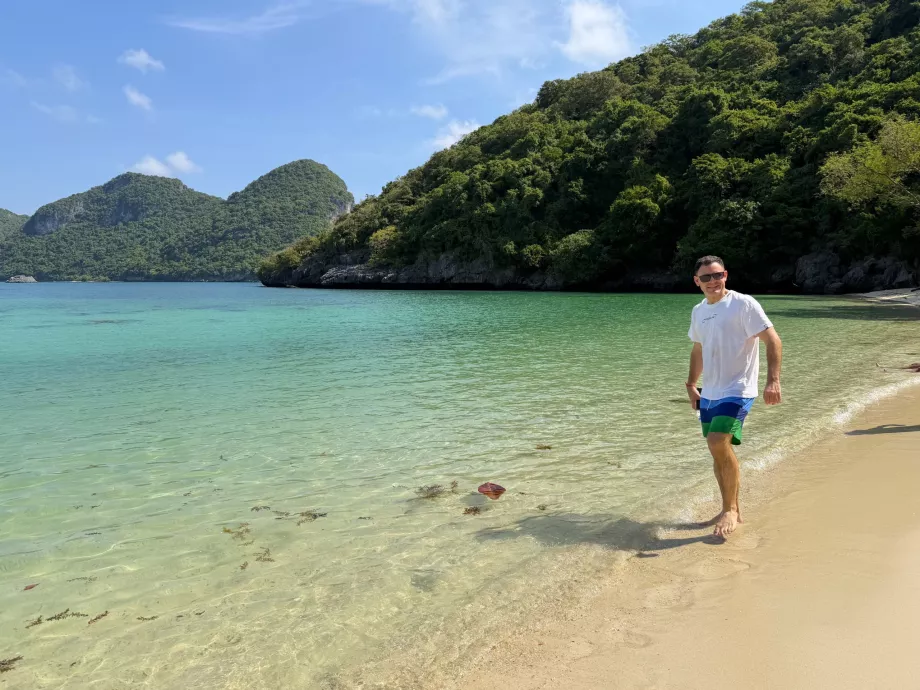 Jag på Na Thap-stranden