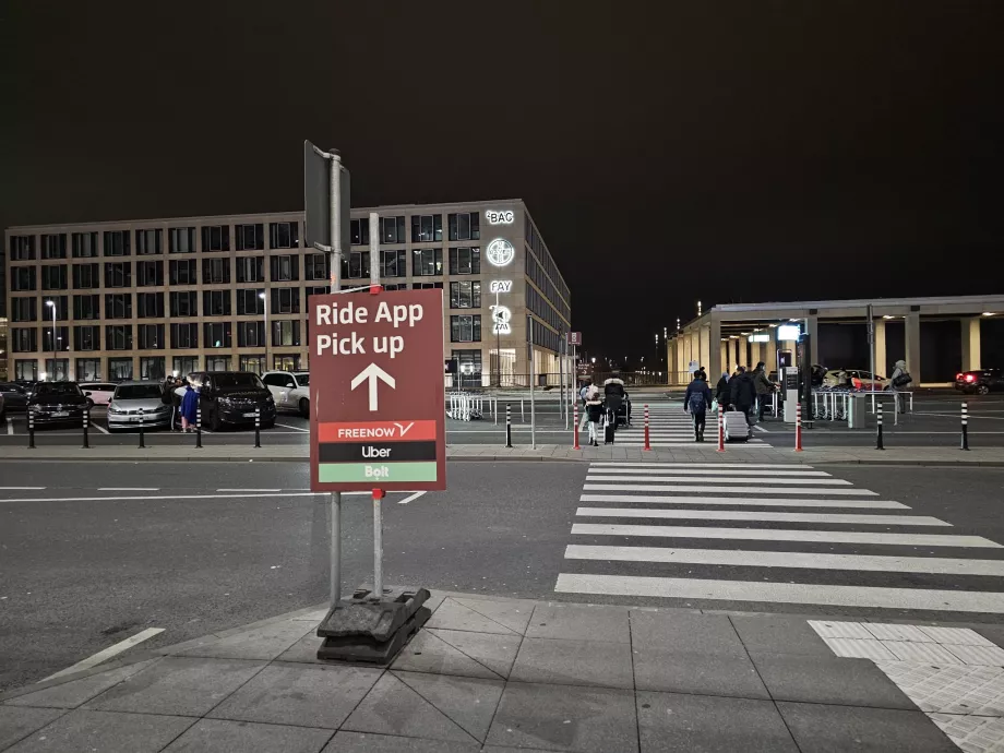 Taxistationer via mobilappar