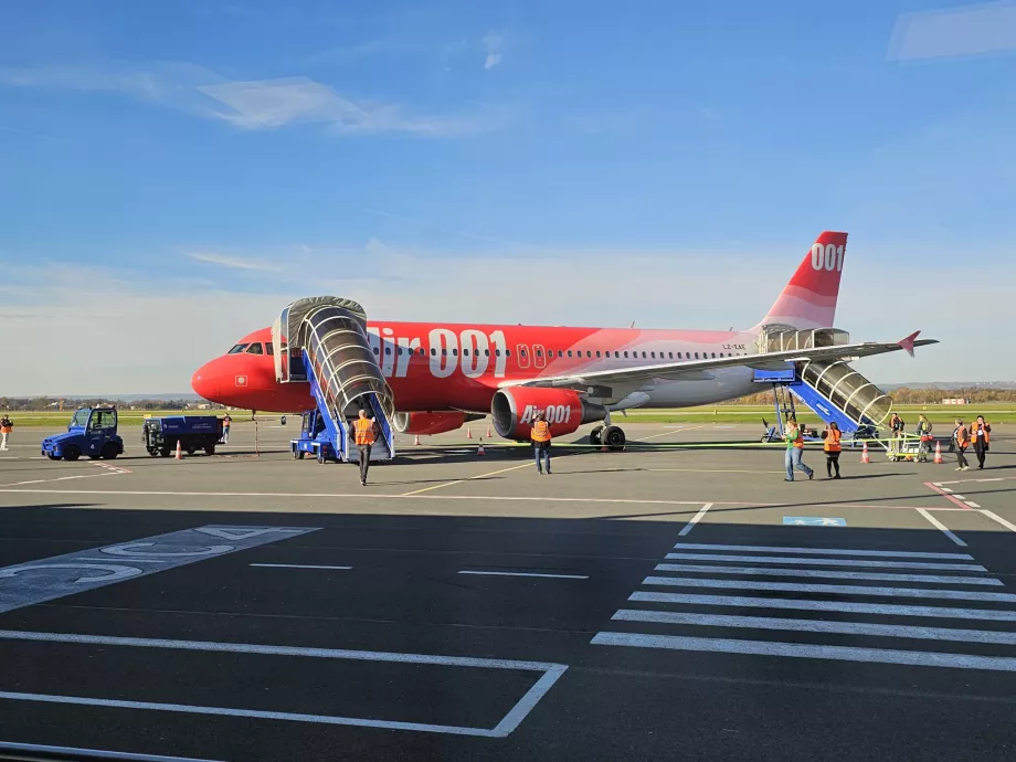 Airbus A320 på Ostrava flygplats