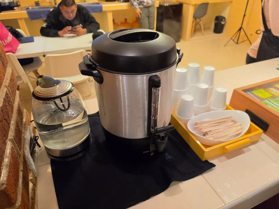 Gratis varmt vatten för te
