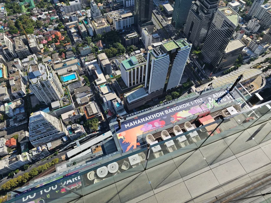 King Power Mahanakhon - gunga