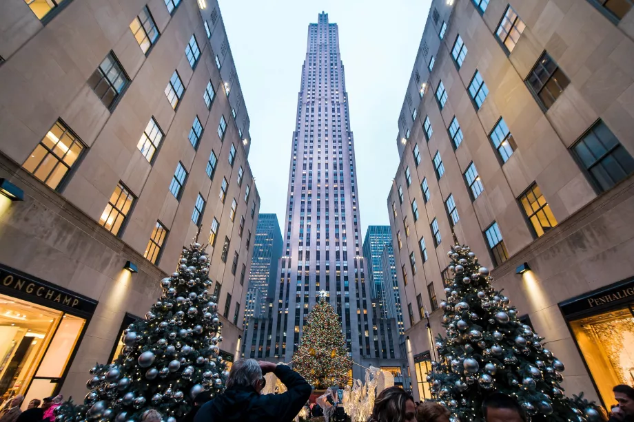 Huvudbyggnad 30 Rockefeller Plaza