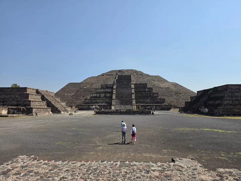 Månens pyramid