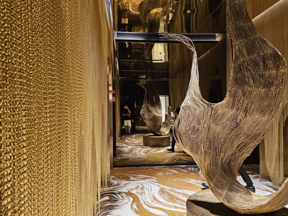 Arabica Empire Tower (huvudingång)