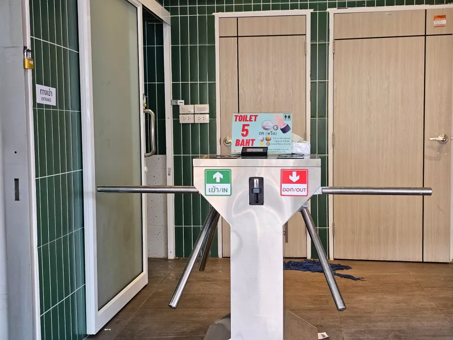 Chatuchak Market, offentliga toaletter