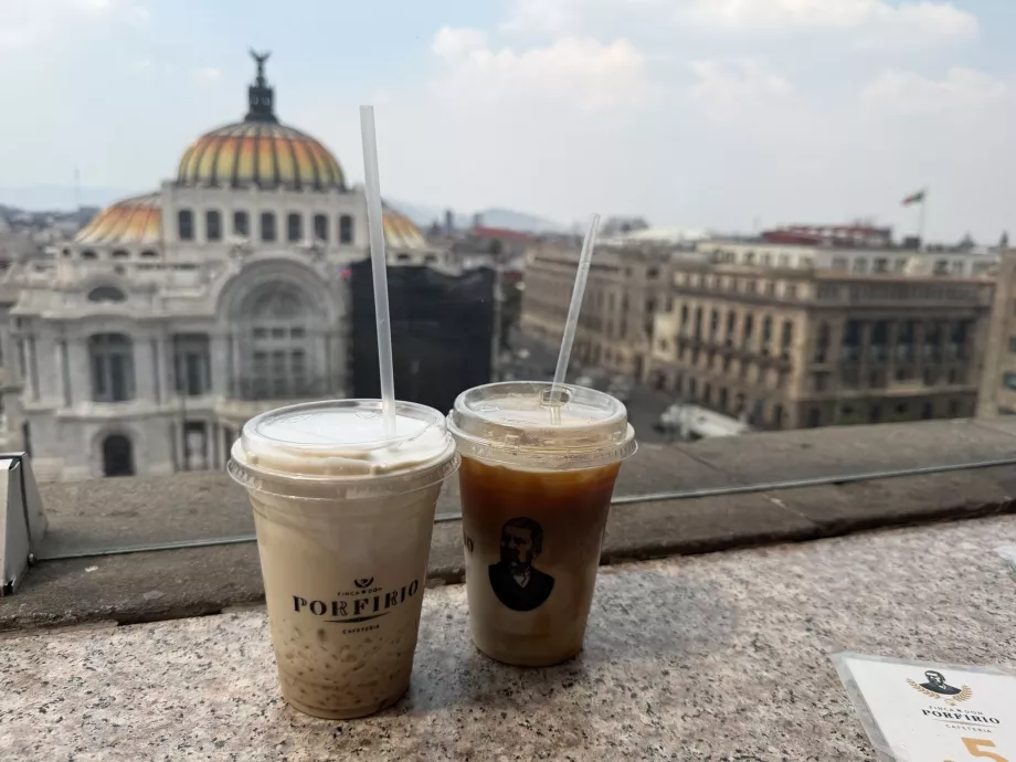 Utsikt från caféet Finca do Porfirio