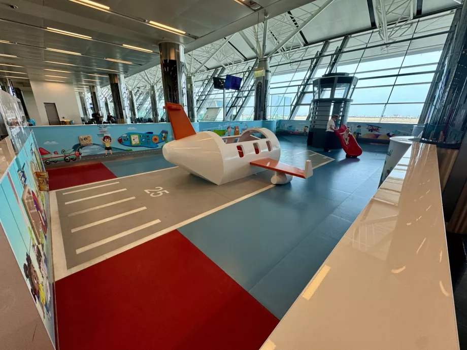 Barnhörna på flygplatsen