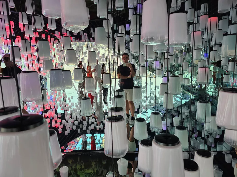 Akara Sky Hanuman - Virtuell himmelslykta