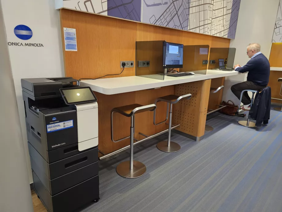 En plats att arbeta på och en skrivare