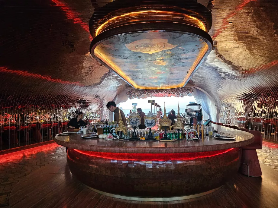 Takbar på Akara Sky Hanuman