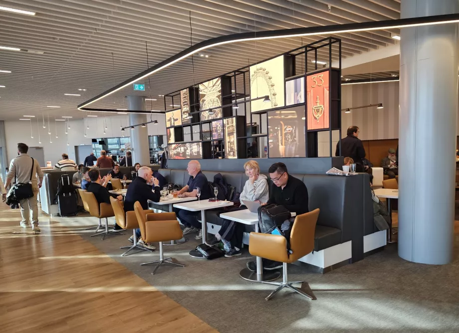 Sittplatser i businessloungen