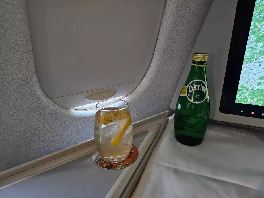 Vatten när som helst under flygningen