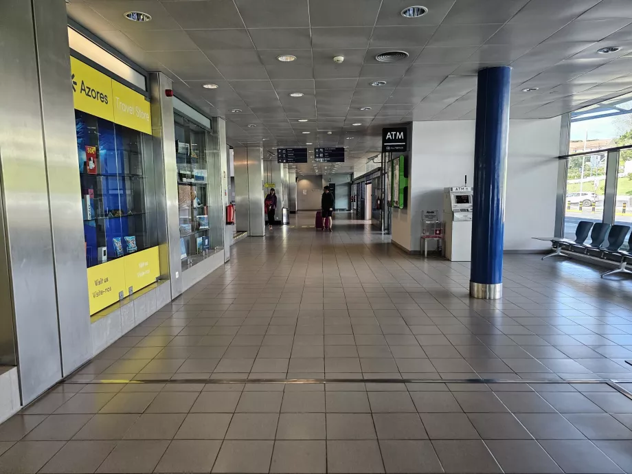 Företag, Horta flygplats