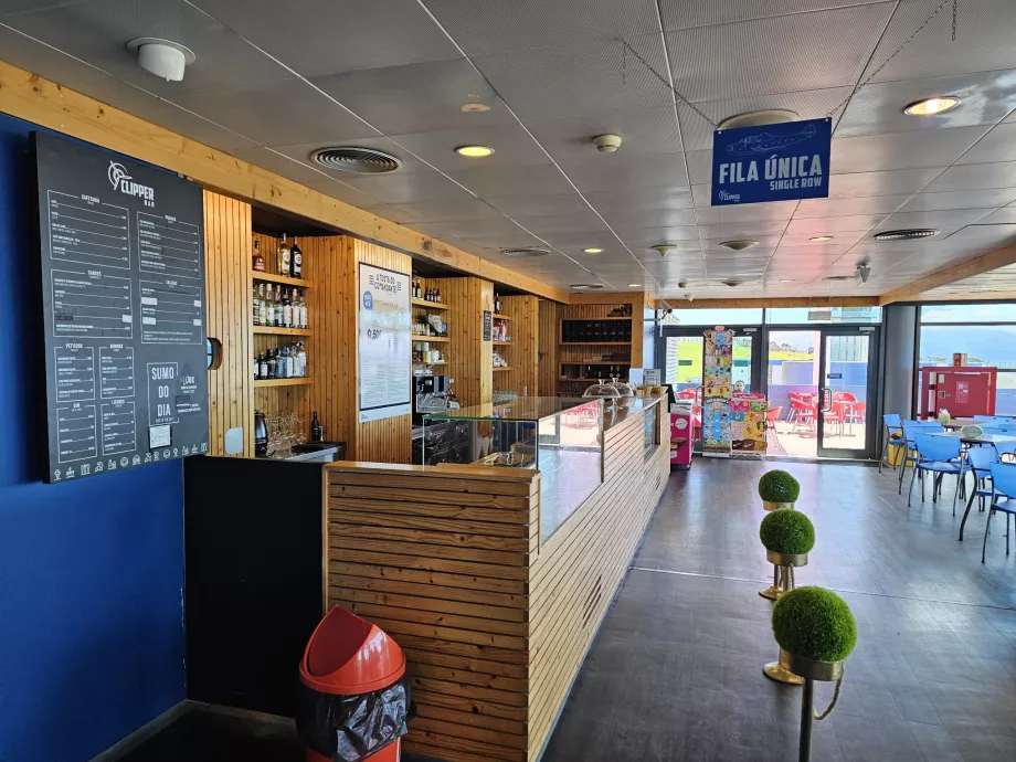 Clipper Restaurant, Horta flygplats
