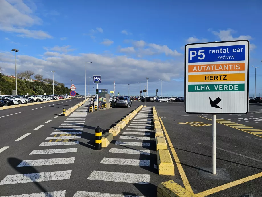 Hyrbil parkering, Ponta Delgada flygplats