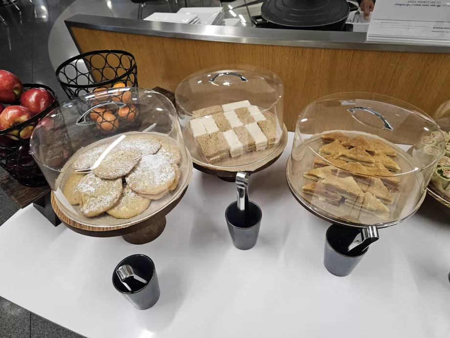 Söta bullar och salta smörgåsar