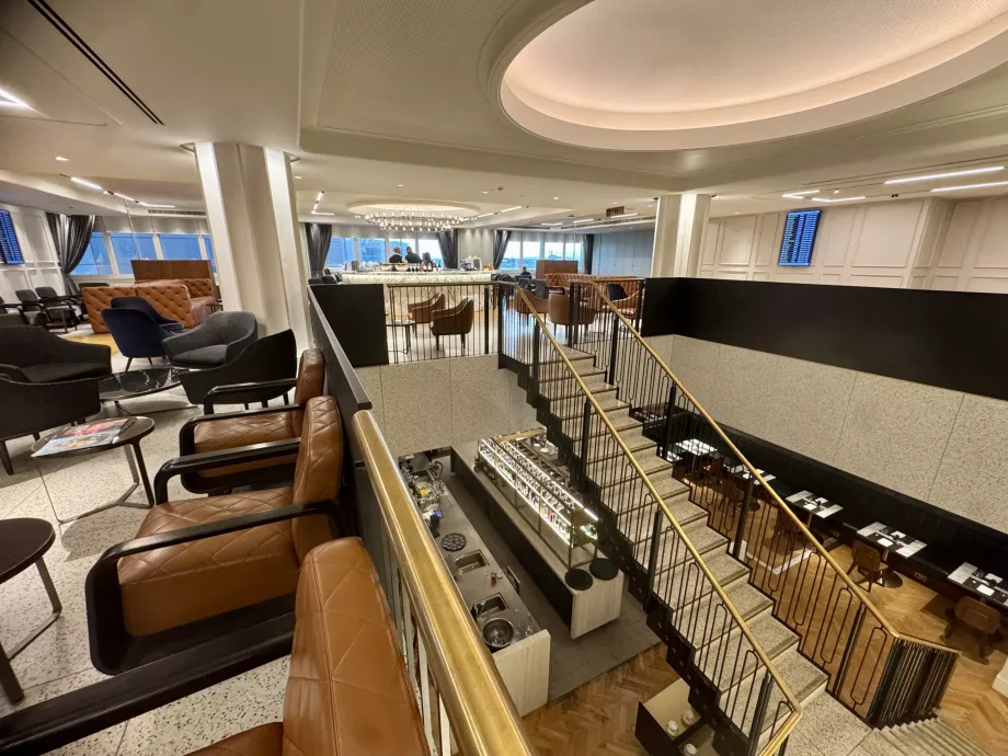 Utsikt över vardagsrummet från övervåningen