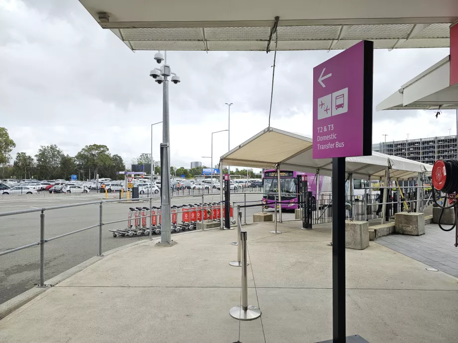 Hållplats för skyttelbuss, Terminal 1