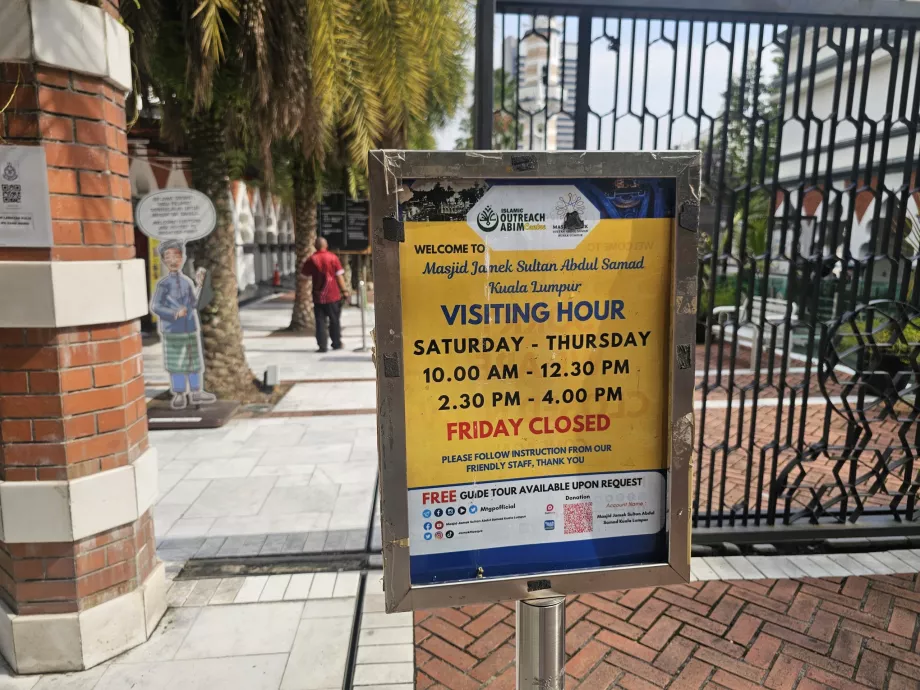 Öppettider, Masjid Jamek
