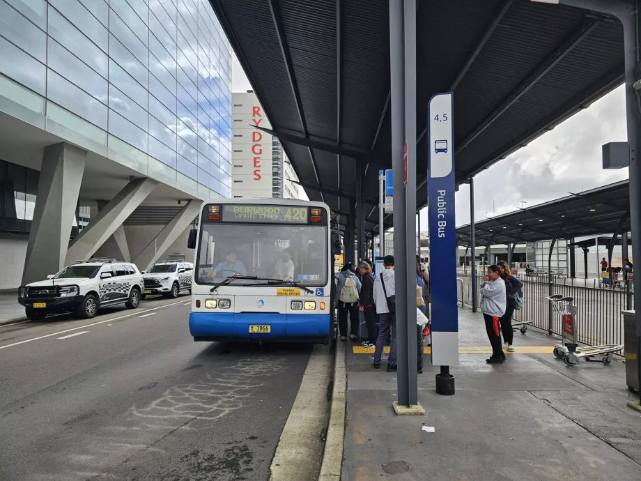 Stadsbuss, Terminal 1
