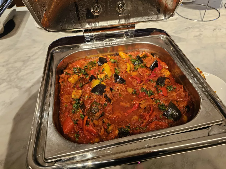 Lunchmeny - varma måltider