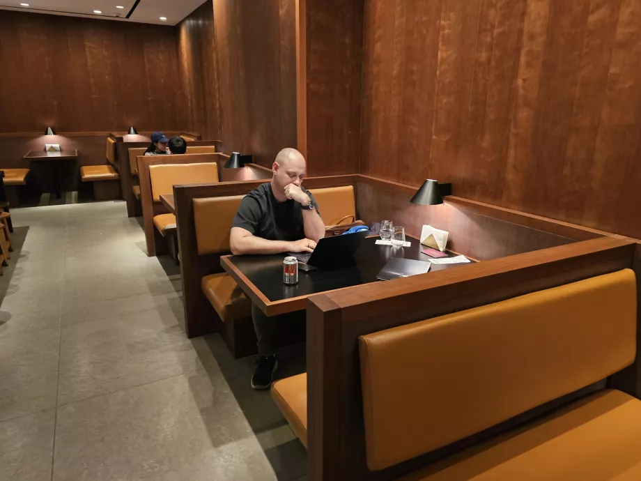 Vi arbetar i loungen