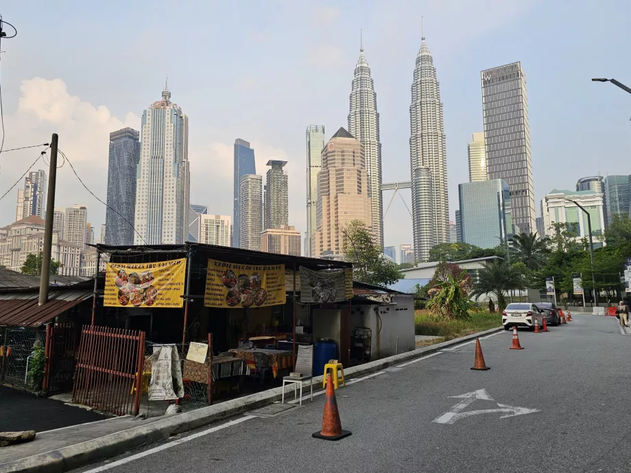 Utsikt från Kampung Baru-distriktet