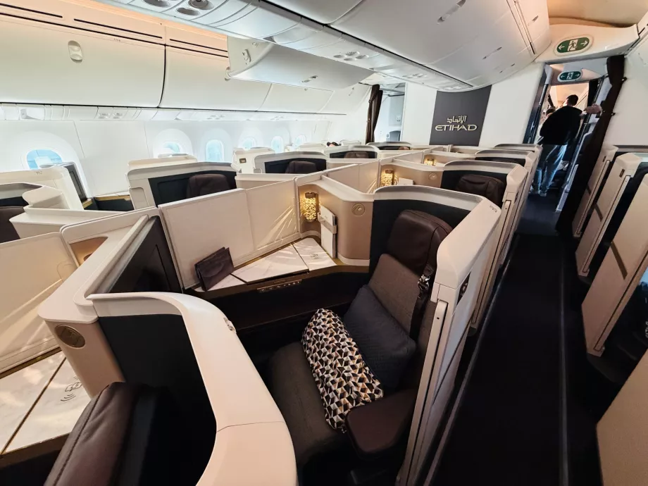Etihads nyaste business class-kabin B789