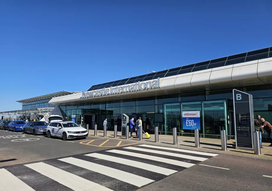 Newcastle NCL Flygplats Terminal