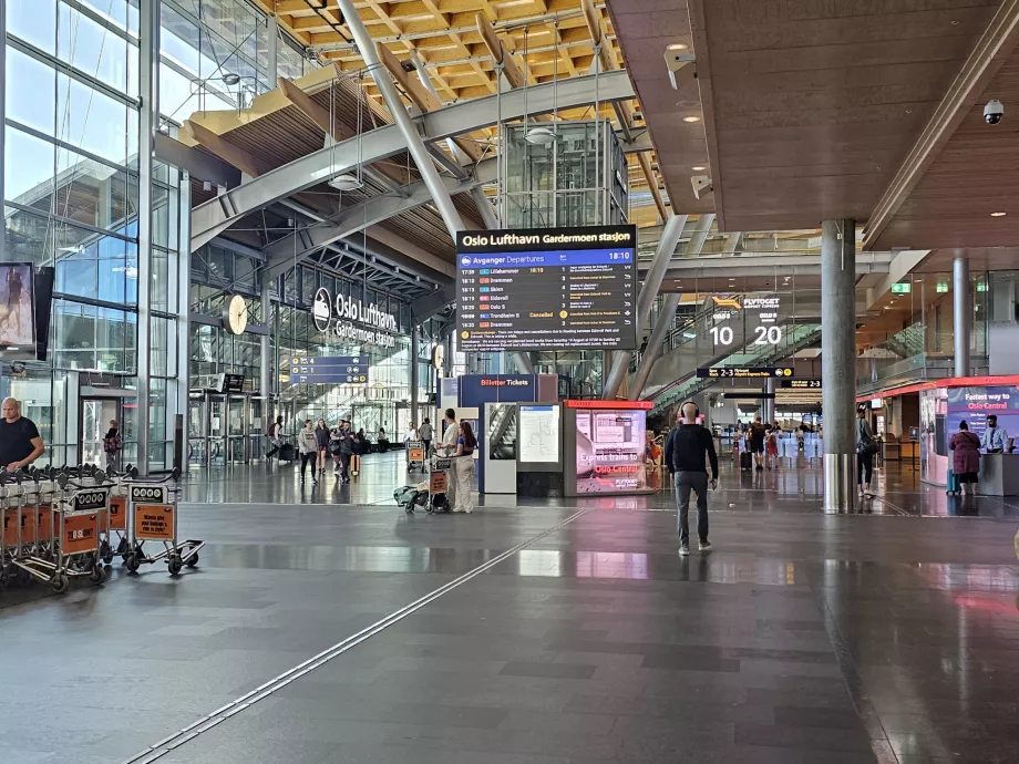 Ingång till tågstationen - Oslo Lufthavn