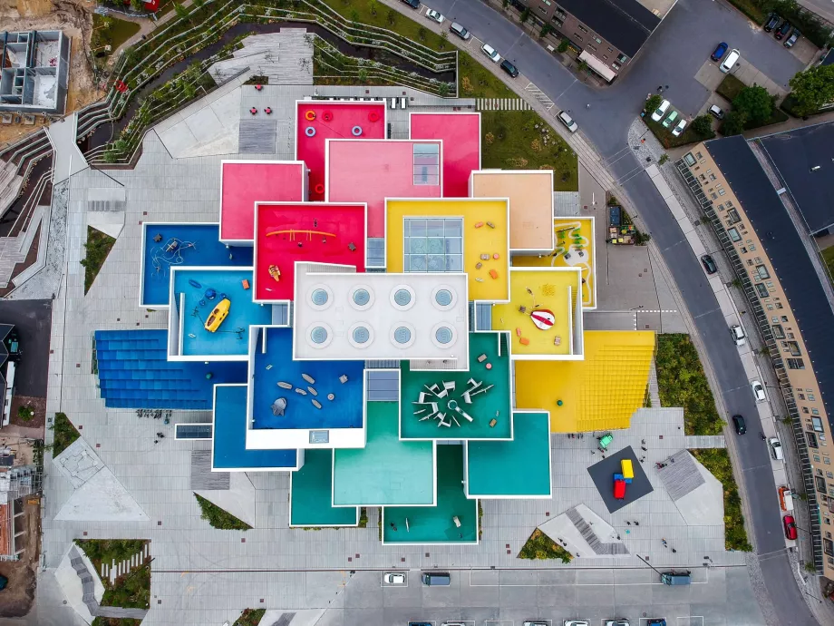Lego House drönare