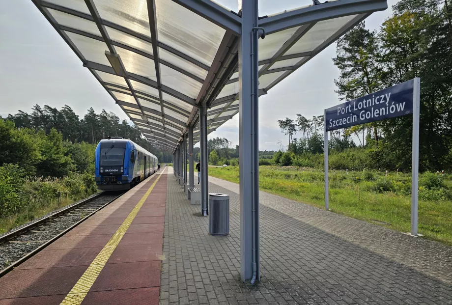 Tåg till Szczecin flygplats