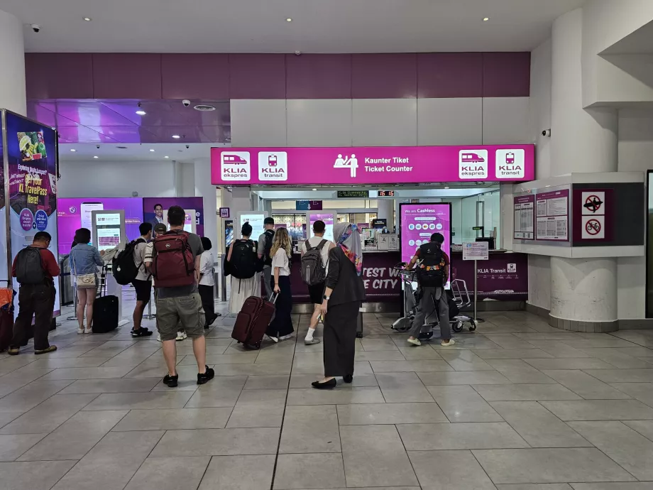 Biljettkontor, KLIA-tåg