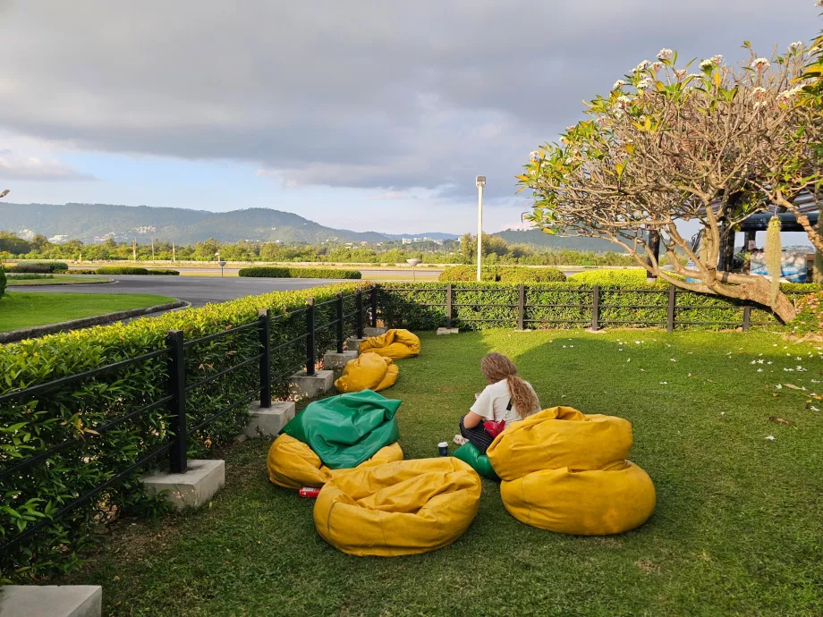 Rastplats, transitområde, internationell del