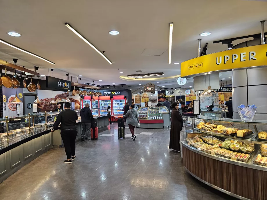 Food court, transitavdelningen, Terminal 3