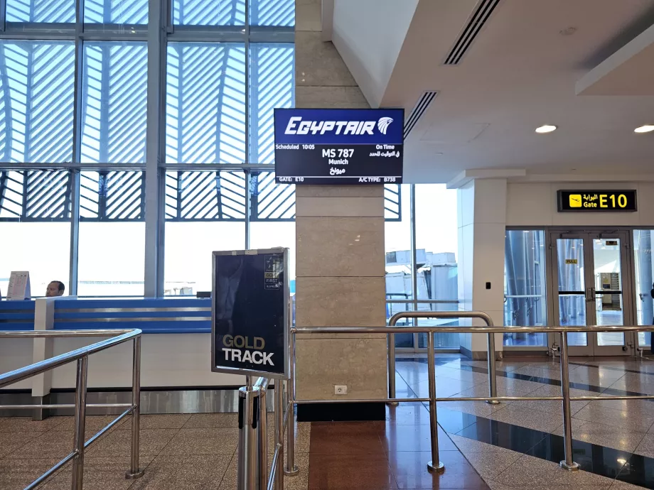 Ombordstigning på flyget till München