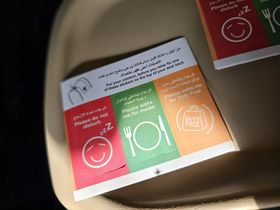 Klistermärken - information till kabinpersonalen