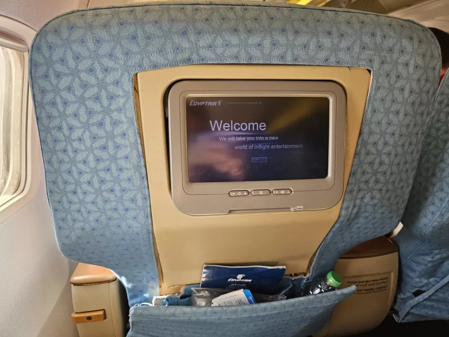 Enskilda skärmar i sätet