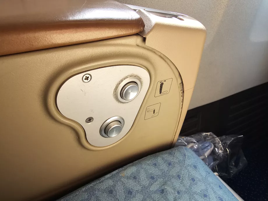 Reglage för säte och fotstöd