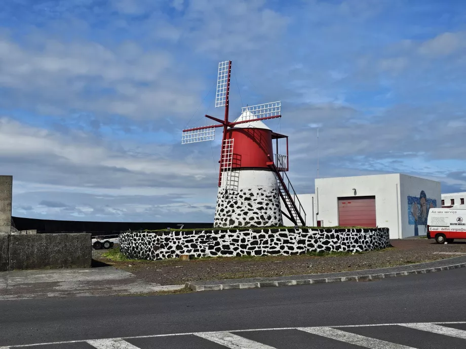 Väderkvarn i Madalena