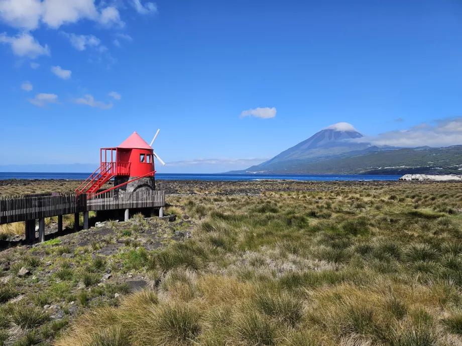 Lajes väderkvarn