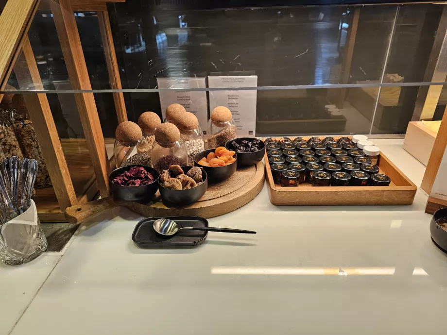 Buffé - sylt och torkad frukt