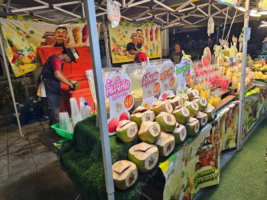 Chawengs nattmarknad