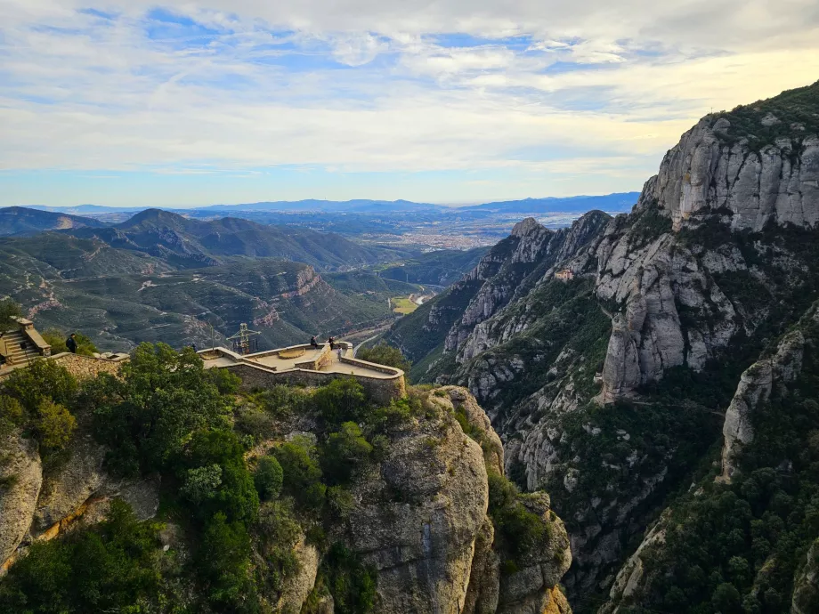 Utsikt från klostret Montserrat