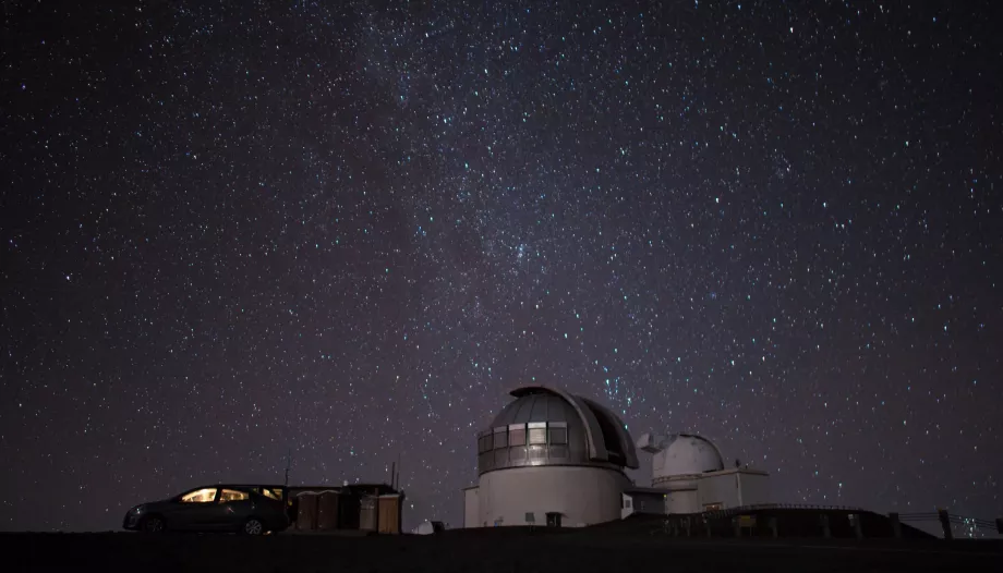 Natthimmel över Mauna Kea