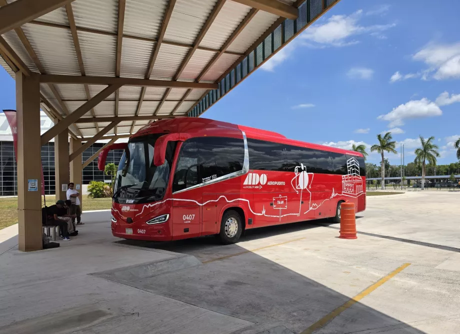 ADO-busshållplats