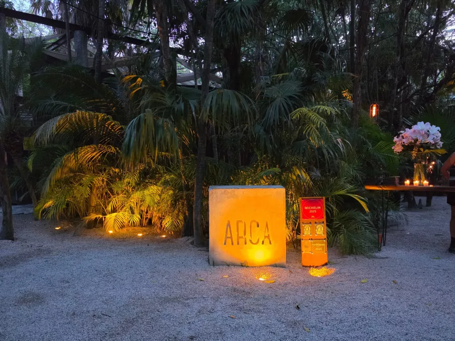 Arca Restaurant